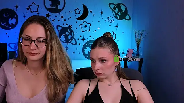 Snapshot of so_hot_rosalie chatting on April 30, 11:42 pm so hot rosalie online show from April 30, 11:42 pm