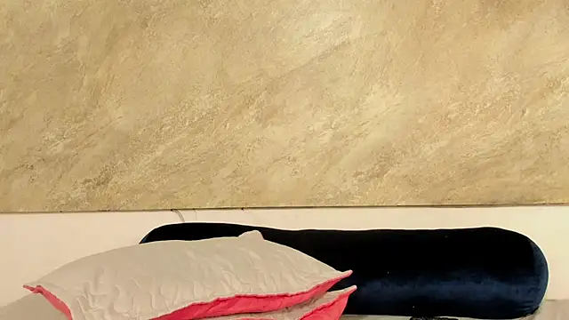 Isabelagomez2 online show from April 8, 5:13 pm