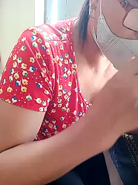 Snapshot of jikey-bibi chatting on June 18, 9:14 am jikey-bibi online show from June 18, 9:14 am
