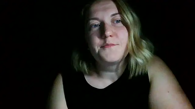 TinaKittyX online show from May 15, 9:22 pm