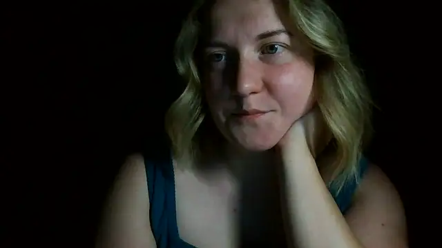 TinaKittyX online show from May 16, 8:18 pm