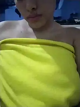 Snapshot of Kimberlyxxo chatting on June 29, 3:57 am Kimberlyxxo online show from June 29, 3:57 am