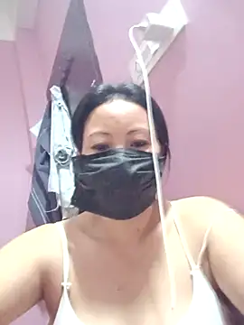Snapshot of Bristy_BigBoobs chatting on July 3, 12:33 pm Bristy BigBoobs online show from July 3, 12:33 pm