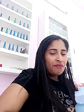 SofiaMendez1  online show from April 4, 3:20 pm