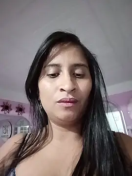 Snapshot of SofiaMendez1_ chatting on May 29, 2:53 am SofiaMendez1 online show from May 29, 2:53 am