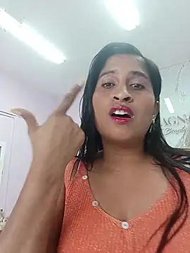 Snapshot of SofiaMendez1_ chatting on May 29, 2:59 pm SofiaMendez1 online show from May 29, 2:59 pm