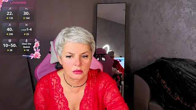 Linda Zef1r online show from May 28, 1:47 am