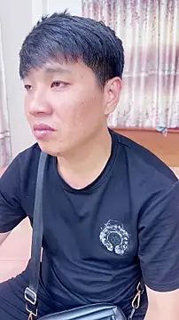 mei-004 online show from April 19, 8:13 am