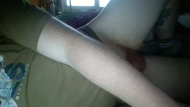 Snapshot of Pallmees chatting on June 30, 12:17 pm Pallmees online show from June 30, 12:17 pm