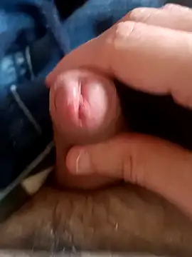 olivaissul online show from April 8, 1:22 pm