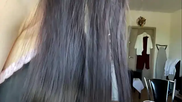 Snapshot of WifeAileen chatting on May 14, 7:15 am WifeAileen online show from May 14, 7:15 am