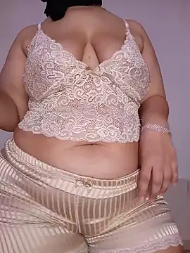 Sexy yassimna online show from May 19, 2:23 pm
