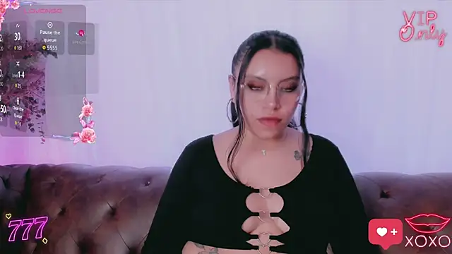 Nicky66  online show from April 3, 7:45 pm