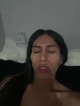 Snapshot of luna_duque chatting on June 12, 8:30 pm luna duque online show from June 12, 8:30 pm
