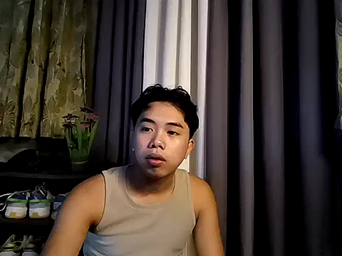 Snapshot of urNaugthy_JndxzZ chatting on April 21, 3:39 pm urNaugthy JndxzZ online show from April 21, 3:39 pm