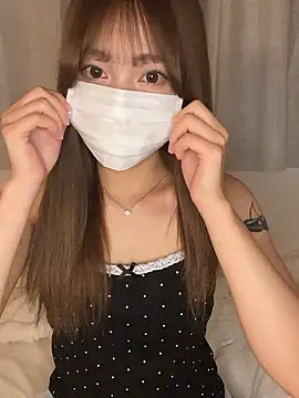 liz 05 online show from May 30, 11:51 am