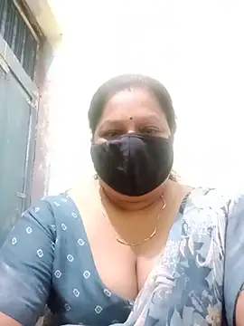 PINKI 024 online show from May 28, 9:17 am