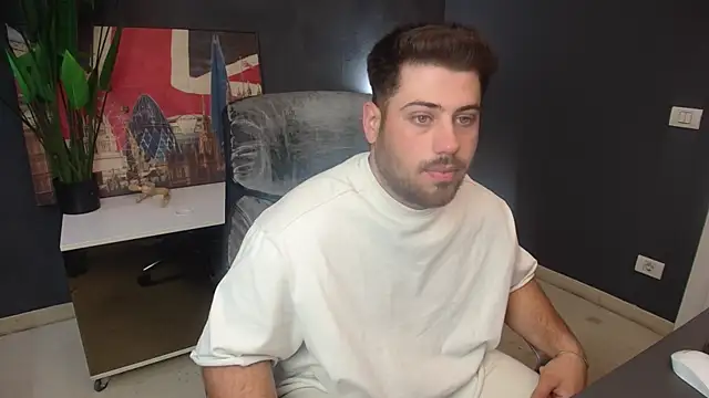 Snapshot of DaxGreer chatting on April 22, 4:37 am DaxGreer online show from April 22, 4:37 am
