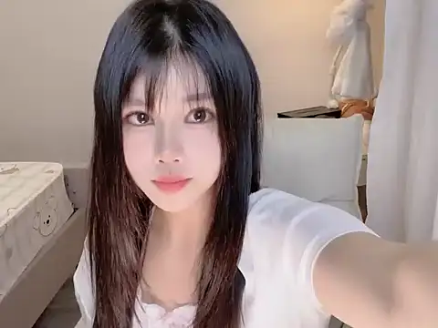 Snapshot of chenchen373 chatting on May 25, 2:56 pm chenchen373 online show from May 25, 2:56 pm