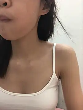 Yenlisu3Zie online show from May 14, 1:51 pm
