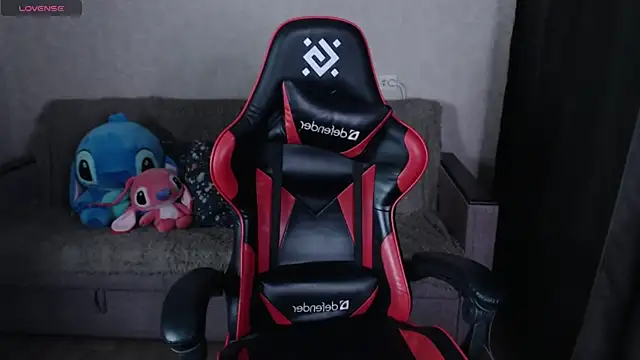 Snapshot of KennyOrtiz chatting on April 8, 6:24 am KennyOrtiz online show from April 8, 6:24 am