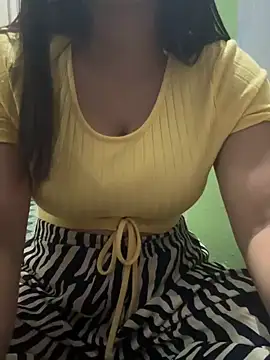 Snapshot of miyaababy00 chatting on May 31, 10:00 am miyaababy00 online show from May 31, 10:00 am