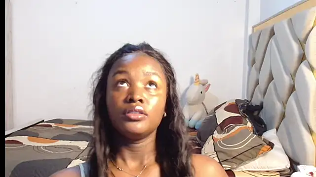 Snapshot of YANADEBAYO chatting on June 21, 5:04 pm YANADEBAYO online show from June 21, 5:04 pm