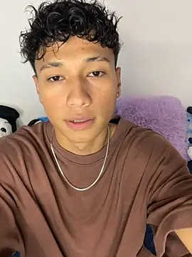 ETTE MOON online show from April 9, 4:45 am