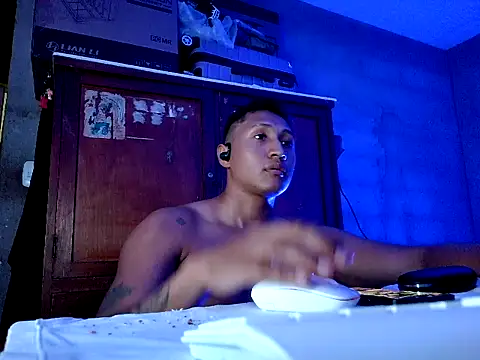 JuanchoCol  online show from April 19, 11:29 pm