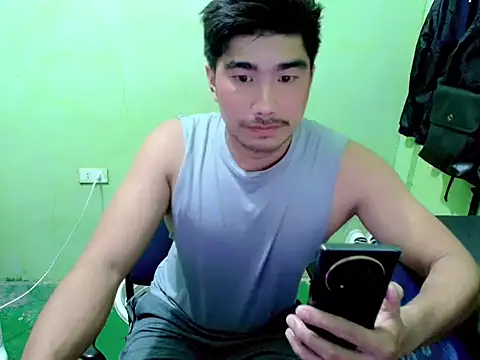 Snapshot of Hunkfireman chatting on April 4, 1:52 pm Hunkfireman online show from April 4, 1:52 pm