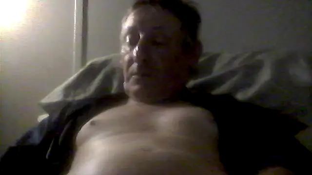 Snapshot of Allen_tx6857 chatting on April 29, 9:13 am Allen tx6857 online show from April 29, 9:13 am
