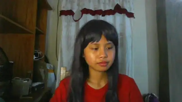Snapshot of BethelScholnick chatting on April 16, 11:33 am BethelScholnick online show from April 16, 11:33 am