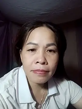 Snapshot of -Luni- chatting on July 29, 6:22 am -Luni- online show from July 29, 6:22 am