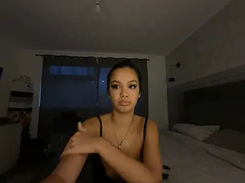 Jasminebrownx online show from May 19, 8:26 pm