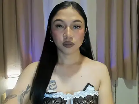 Snapshot of camilla_wild chatting on July 30, 5:45 pm camilla wild online show from July 30, 5:45 pm