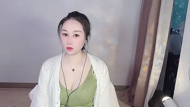 Snapshot of Eva-000 chatting on April 26, 10:51 pm Eva-000 online show from April 26, 10:51 pm