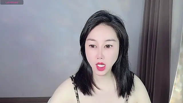 Snapshot of Eva-000 chatting on May 25, 10:38 pm Eva-000 online show from May 25, 10:38 pm