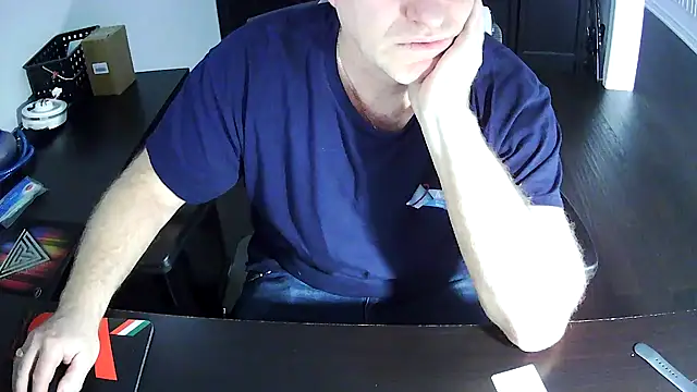 Shalun2000 online show from April 6, 10:00 pm