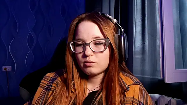 Snapshot of Sheriscute chatting on April 9, 1:16 pm Sheriscute online show from April 9, 1:16 pm