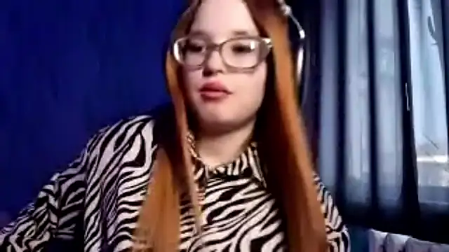 Snapshot of Sheriscute chatting on April 13, 1:05 pm Sheriscute online show from April 13, 1:05 pm