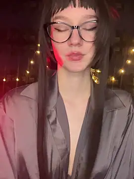 nicenessy online show from April 17, 4:10 pm