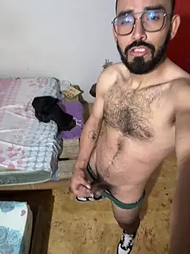 Snapshot of big_bearman chatting on July 10, 1:14 pm big bearman online show from July 10, 1:14 pm