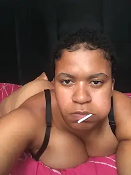 Snapshot of BabyyCakessX chatting on April 8, 1:55 pm BabyyCakessX online show from April 8, 1:55 pm