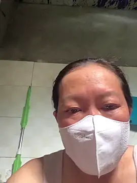 Snapshot of candy-beo chatting on June 17, 3:20 am candy-beo online show from June 17, 3:20 am
