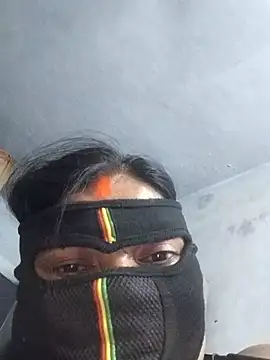Snapshot of Desi_hot_bhabhi01 chatting on June 16, 8:28 am Desi hot bhabhi01 online show from June 16, 8:28 am