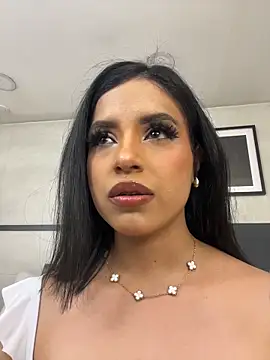 SusanneGrace online show from June 2, 7:05 pm