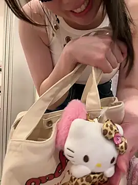 Snapshot of hiyori_hiyochan chatting on July 10, 12:08 pm hiyori hiyochan online show from July 10, 12:08 pm
