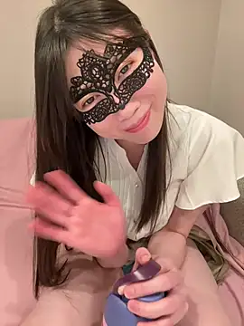 Snapshot of hiyori_hiyochan chatting on July 14, 12:11 pm hiyori hiyochan online show from July 14, 12:11 pm