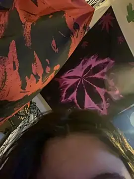 Snapshot of avery__1 chatting on April 14, 1:39 pm avery 1 online show from April 14, 1:39 pm