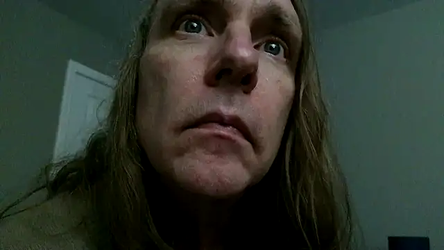 Magnus Luv online show from May 27, 1:57 am